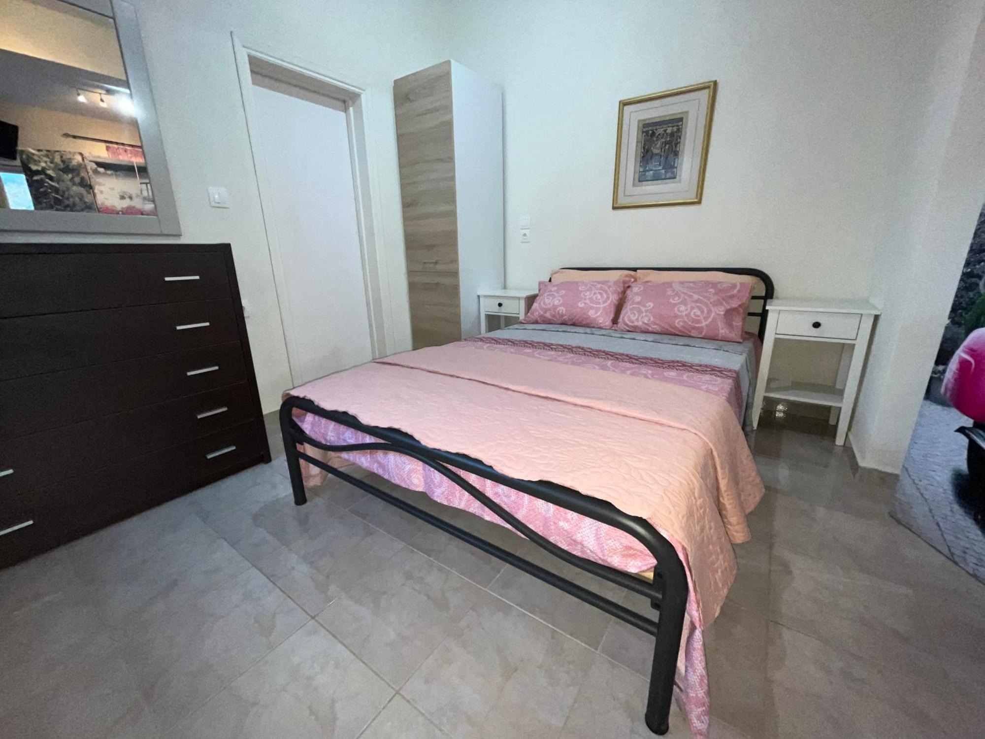Villa Leonidas Koutsoupia Kókkinon Nerón 部屋 写真